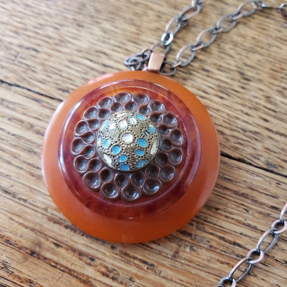 Meet your Posher, Michelle - Picture 2 of 2